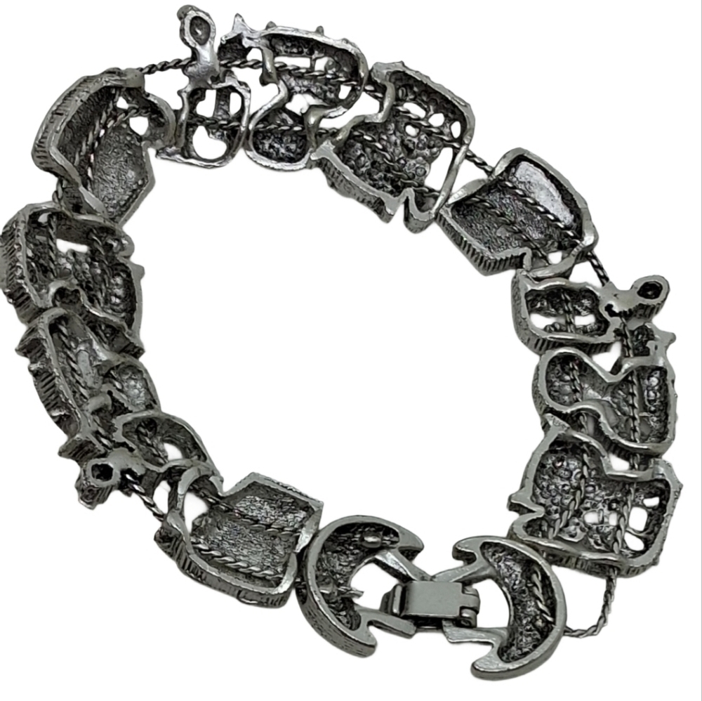 Vintage Silver Tone Telephone Charm Bracelet Retro Rotary Phone Kitsch Jewelry - Picture 6 of 6